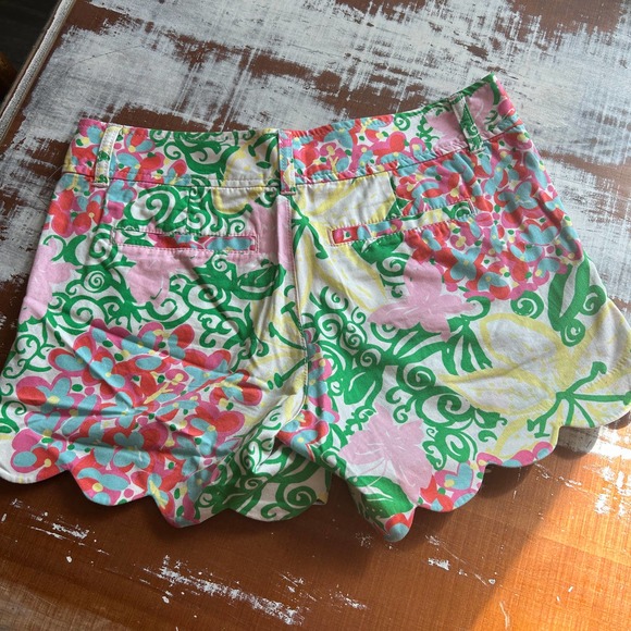 Lilly Pulitzer Mariposa Floral Print Buttercup Scalloped Shorts 00 Resort - Picture 4 of 10